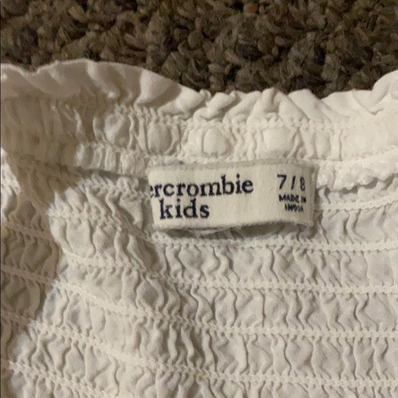 Abercrombie kids “off shoulder” shirt - Picture 5 of 7